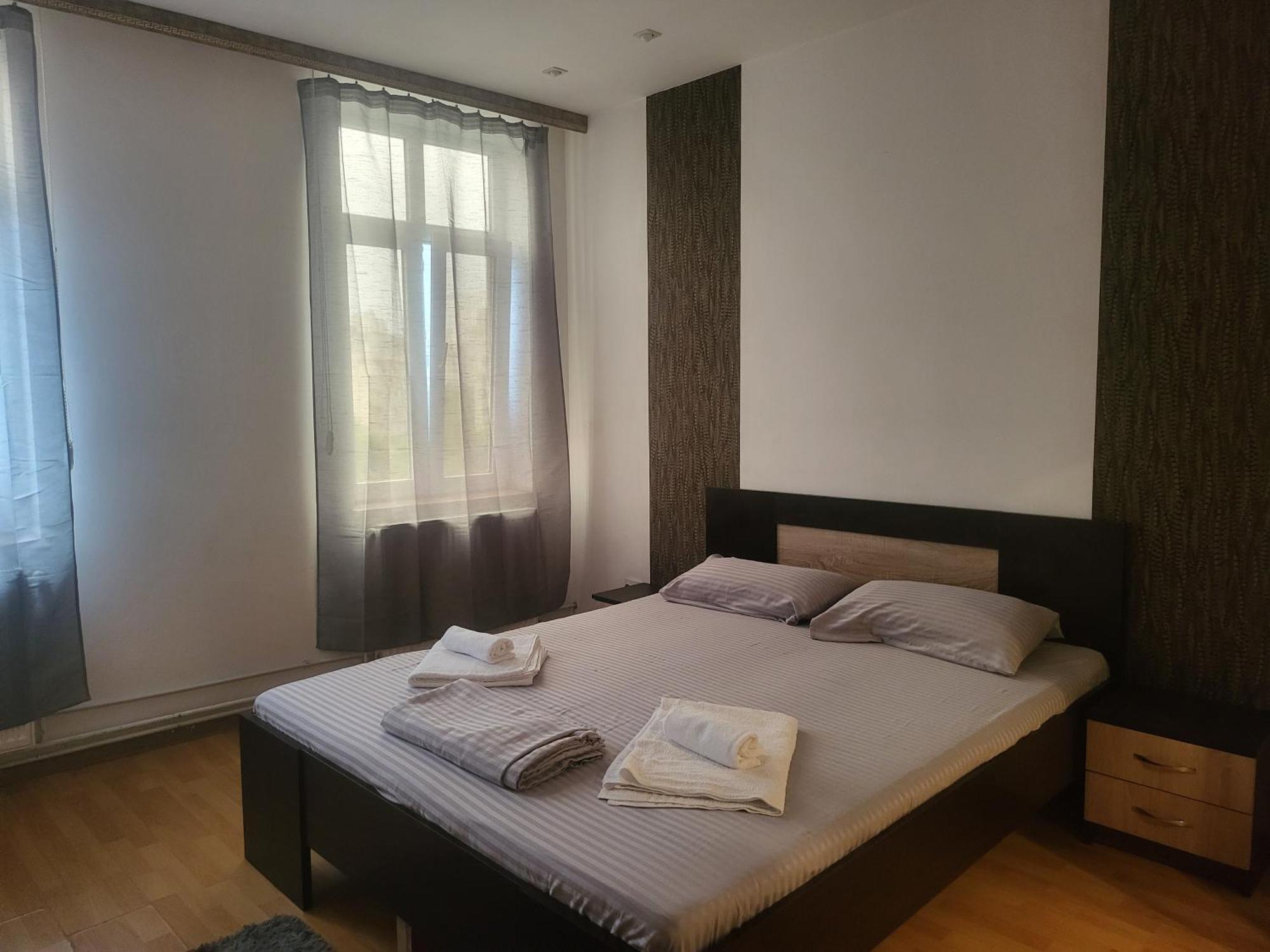 Aparthotel Yanis 布加勒斯特 外观 照片